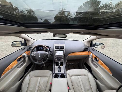 2015 Lincoln MKX Base