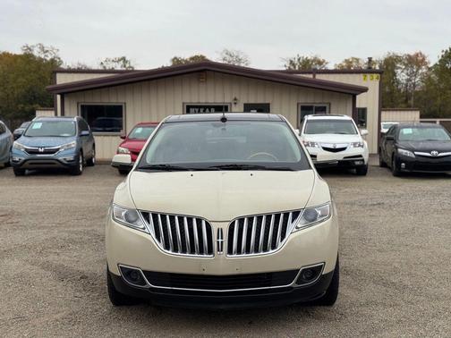 2015 Lincoln MKX Base