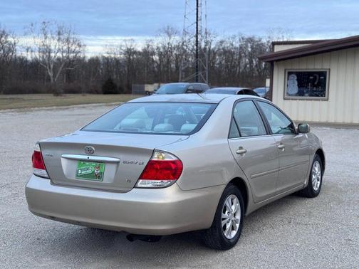 2005 Toyota Camry XLE V6