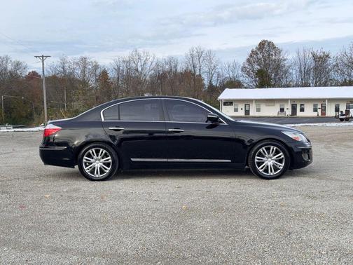 2011 Hyundai Genesis 4.6