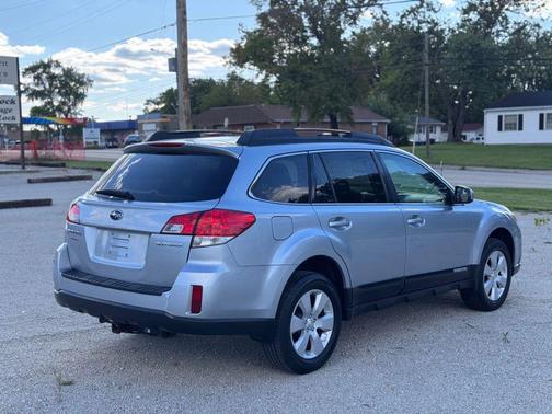 2012 Subaru Outback 2.5i Premium
