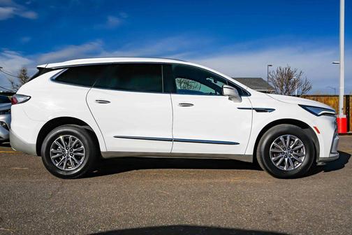 2024 Buick Enclave Premium