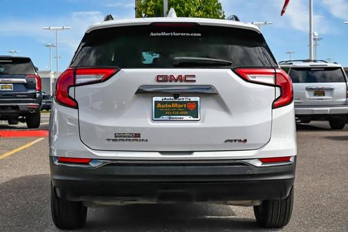 2023 GMC Terrain AT4