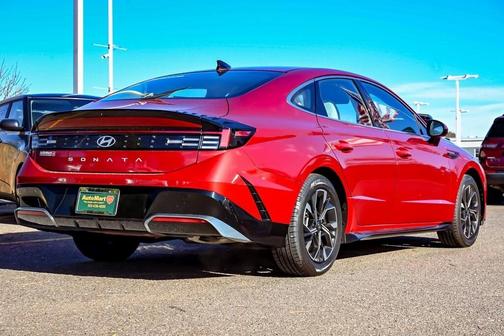 2024 Hyundai SONATA SEL