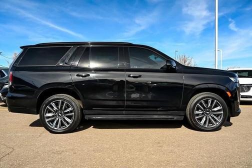 2023 Cadillac Escalade Sport