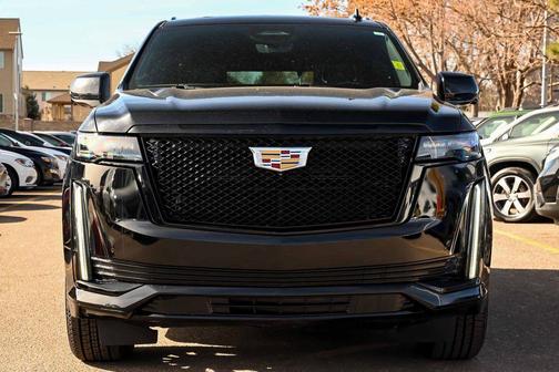 2023 Cadillac Escalade Sport