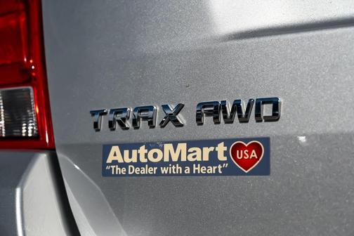 Silver Ice Metallic 2019 Chevrolet Trax LT