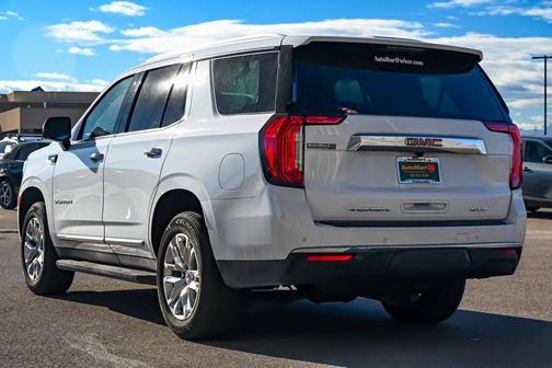 2022 GMC Yukon SLT