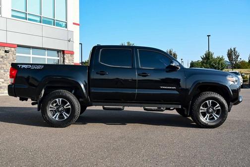 2016 Toyota Tacoma TRD Sport