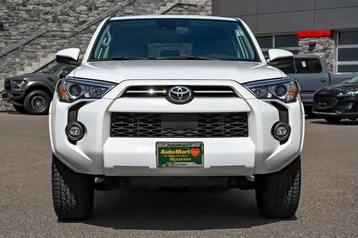 2022 Toyota 4Runner SR5
