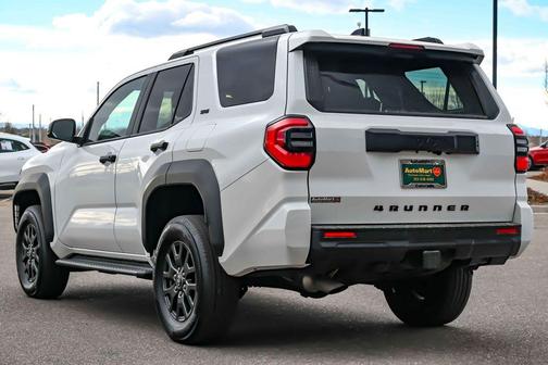 2025 Toyota 4Runner SR5