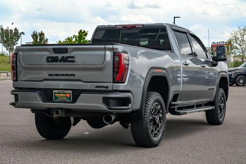 Sterling 2024 GMC Sierra 3500 AT4