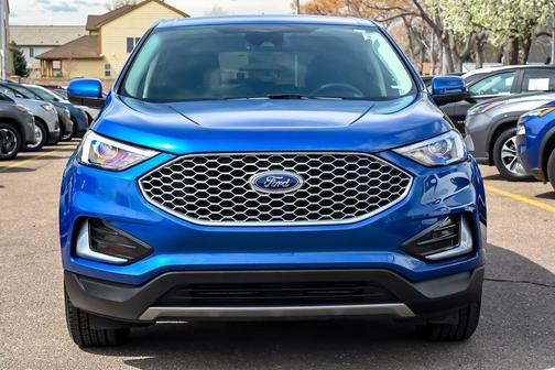 Blue Metallic 2024 Ford Edge SEL