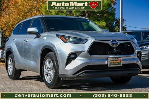 2024 Toyota Highlander LE