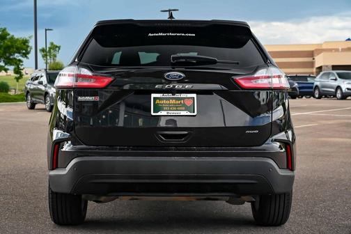 2022 Ford Edge SE