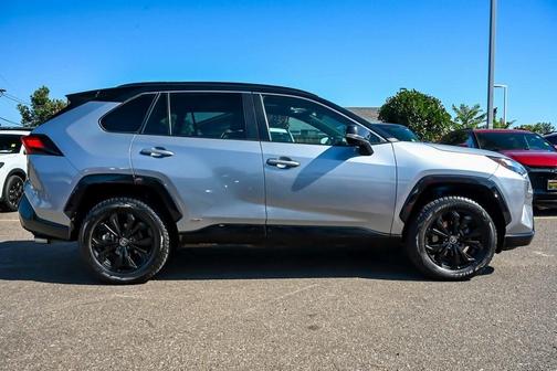 2022 Toyota RAV4 Hybrid XSE