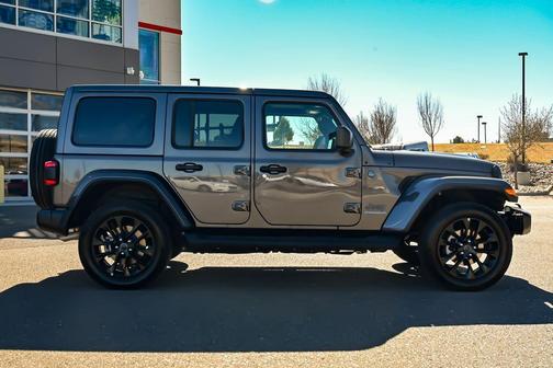 Granite Crystal Clearcoat Metallic 2025 Jeep Wrangler 4xe Sahara