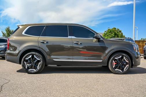 Dark Moss 2025 Kia Telluride S