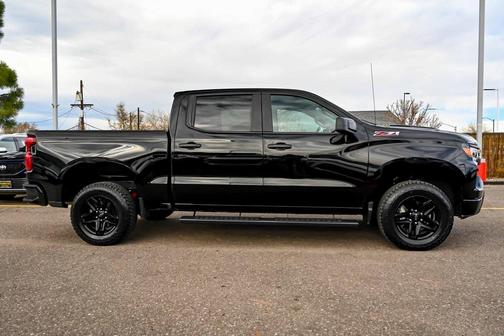 2023 Chevrolet Silverado 1500 Custom Trail Boss