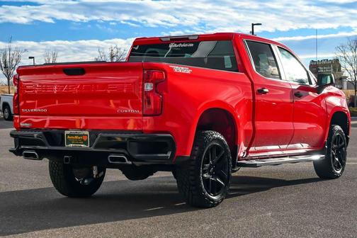 2024 Chevrolet Silverado 1500 Custom Trail Boss