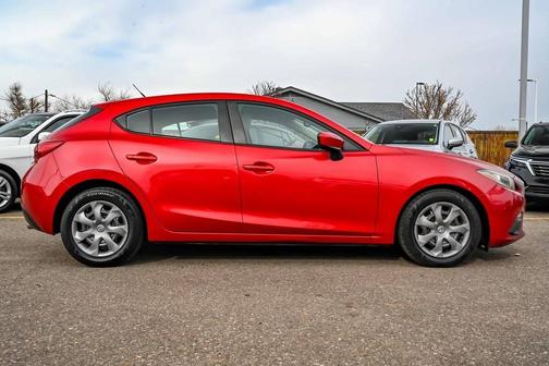 2016 Mazda Mazda3 i Sport