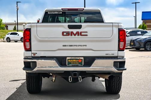 Summit White 2024 GMC Sierra 2500 SLE