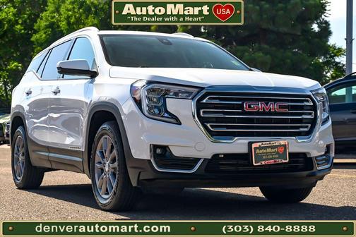 Summit White 2024 GMC Terrain SLT
