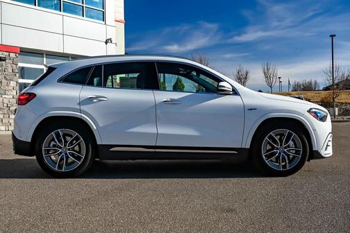 2025 Mercedes-Benz AMG GLA 35 Base