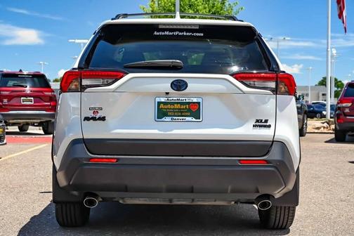 2022 Toyota RAV4 Hybrid XLE Premium