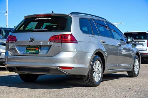 2015 Volkswagen Golf SportWagen S