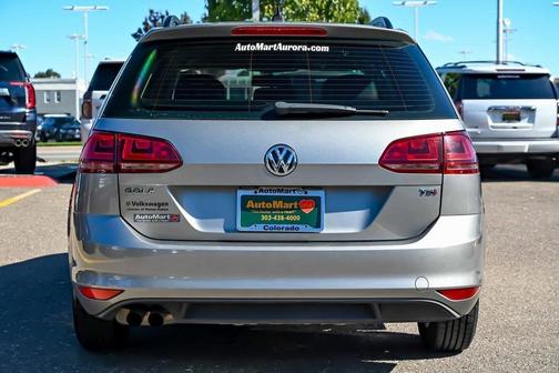 2015 Volkswagen Golf SportWagen S