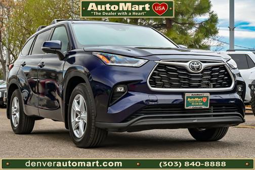 2022 Toyota Highlander LE