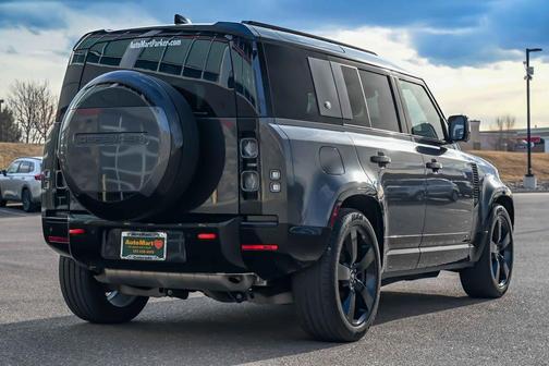 2024 Land Rover Defender P400 X