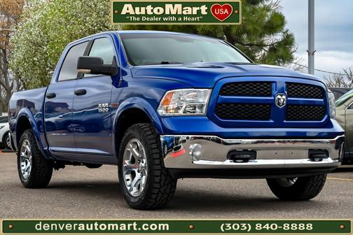 Blue Streak Pearlcoat 2016 RAM 1500 SLT