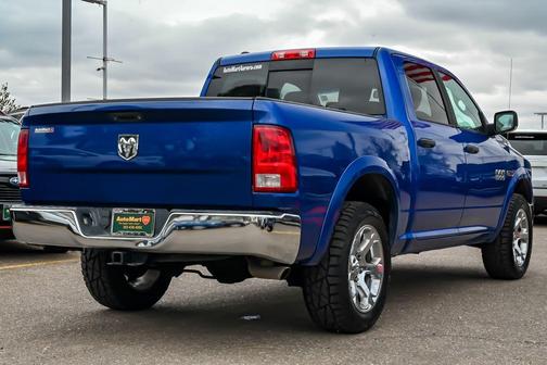 Blue Streak Pearlcoat 2016 RAM 1500 SLT