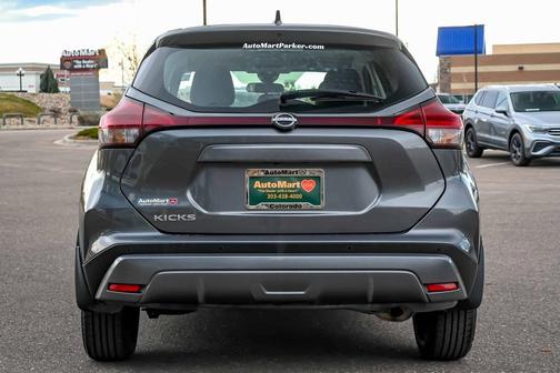 2024 Nissan Kicks S