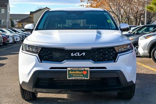 2023 Kia Sorento LX