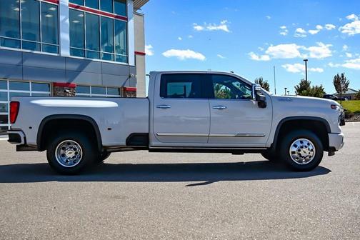 2024 Chevrolet Silverado 3500 High Country