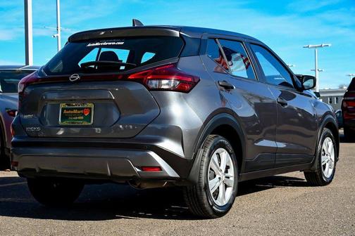 2024 Nissan Kicks S