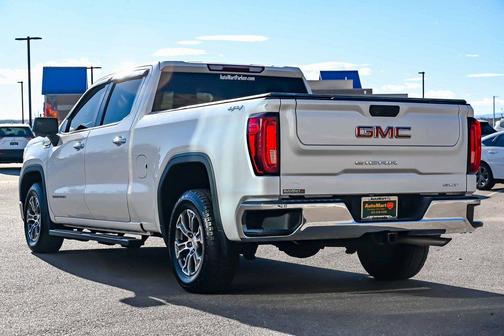 2021 GMC Sierra 1500 SLT