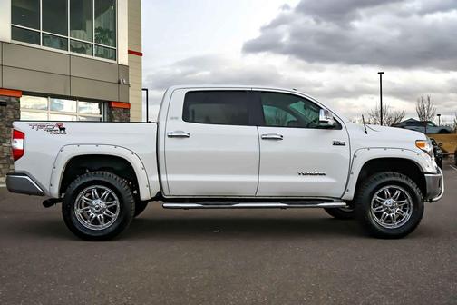 2016 Toyota Tundra SR5