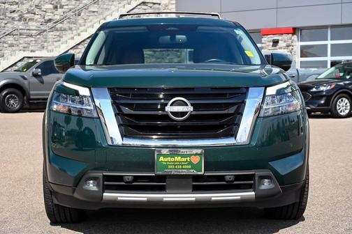 2022 Nissan Pathfinder Platinum