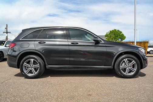 Gray 2022 Mercedes-Benz GLC 300 Base 4MATIC