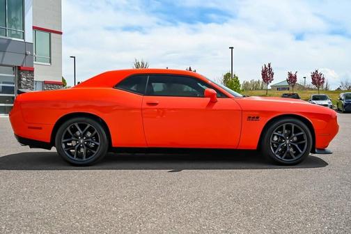 2022 Dodge Challenger R/T