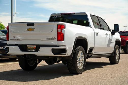 2022 Chevrolet Silverado 3500 High Country