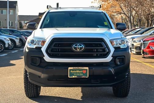 2022 Toyota Tacoma SR