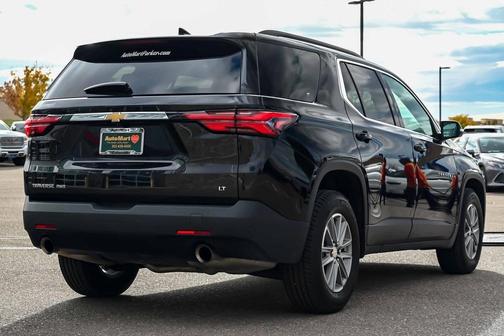 2022 Chevrolet Traverse LT Leather