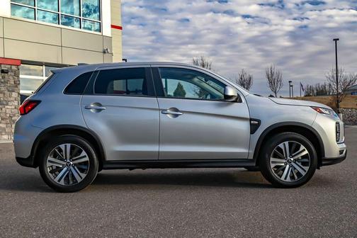 2025 Mitsubishi Outlander Sport 2.0 ES