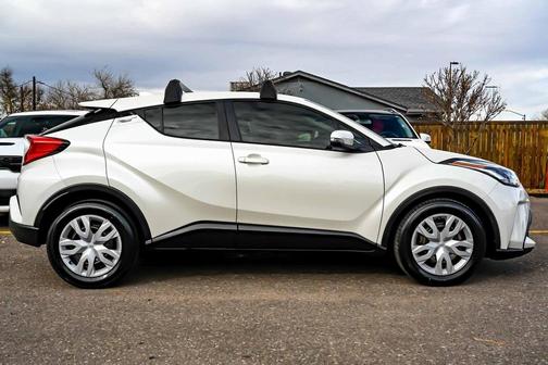 2021 Toyota C-HR LE