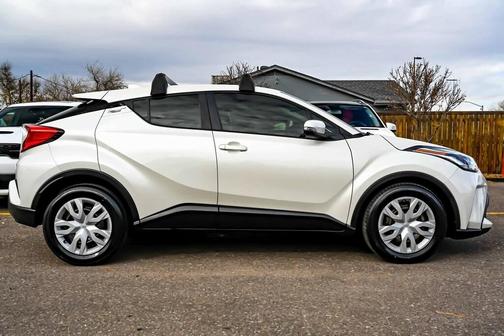 2021 Toyota C-HR LE